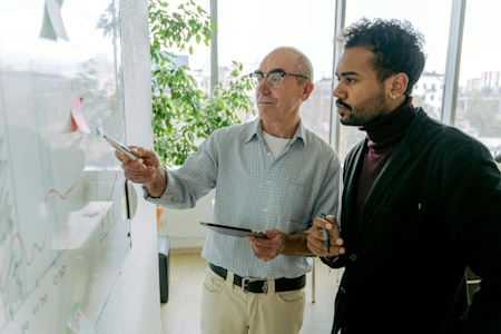 Industry Expertise in Competitive Intelligence Consulting